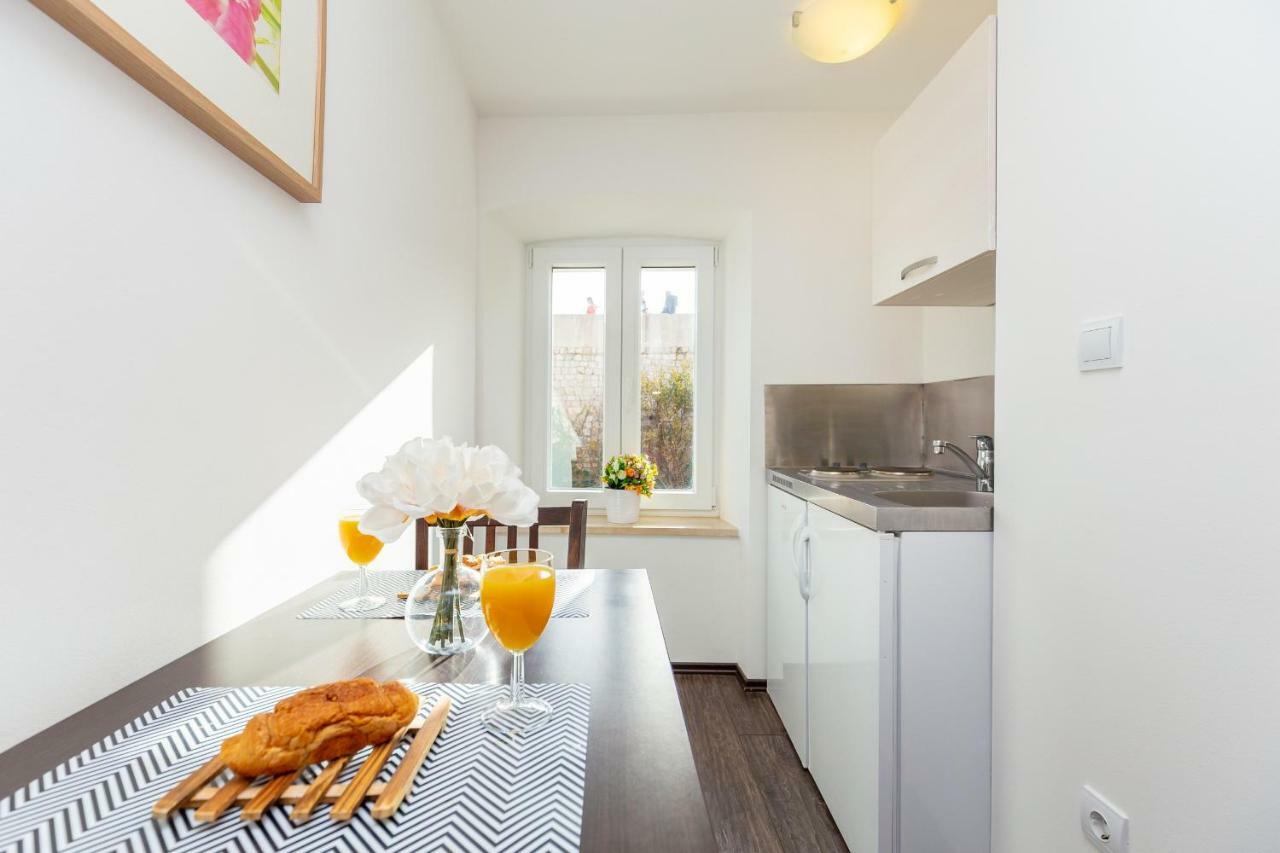 City Wall'S Studio Apartment Ντουμπρόβνικ Εξωτερικό φωτογραφία